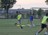 Training eerste selectie S.K.N.W.K. van donderdag 1 mei 2025 (73/80)
